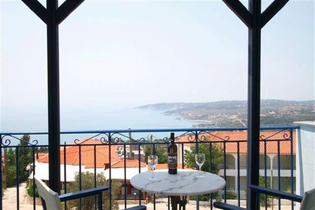 Aparthotel Sirines à Vlachata Chambre photo