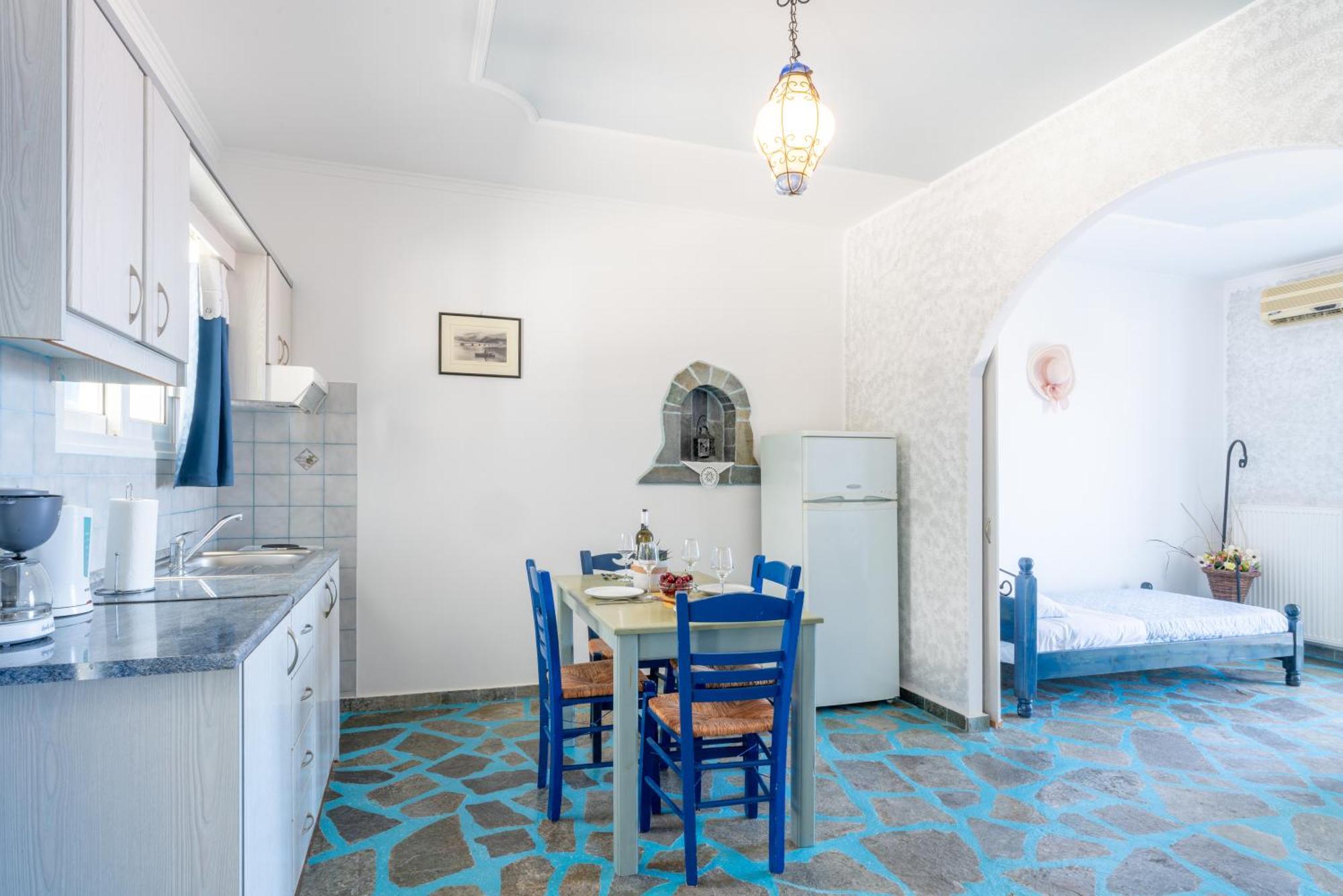 Aparthotel Sirines à Vlachata Extérieur photo